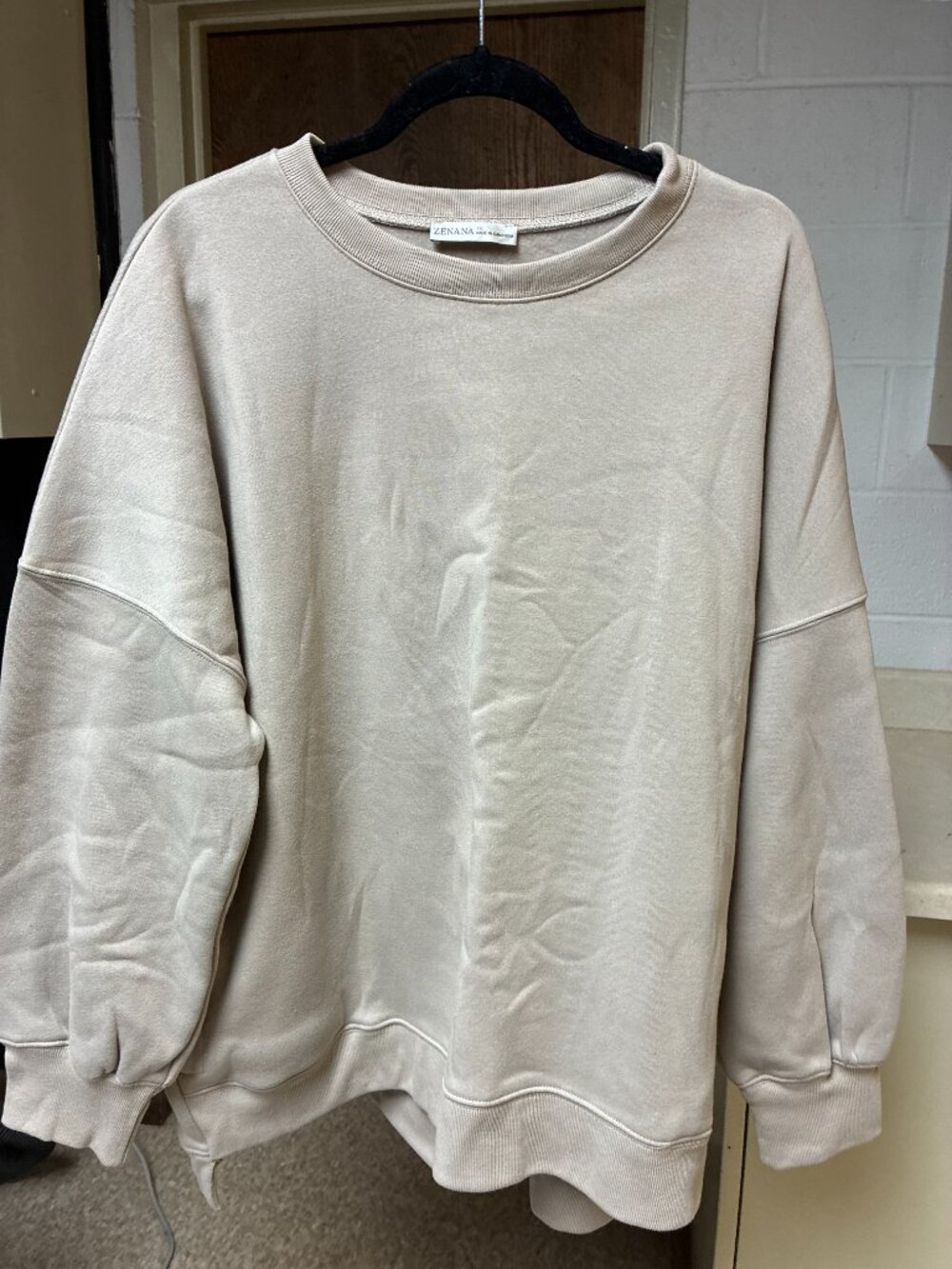 Zenana Women's Plus Light Beige SOFT Sweatshirt with Pockets! 3X New w/out Tags